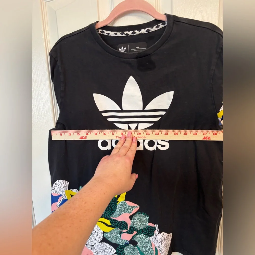 Adidas Her Studio London Black Tee with Colorful Floral Design Women’s Size L - Picture 6 of 8